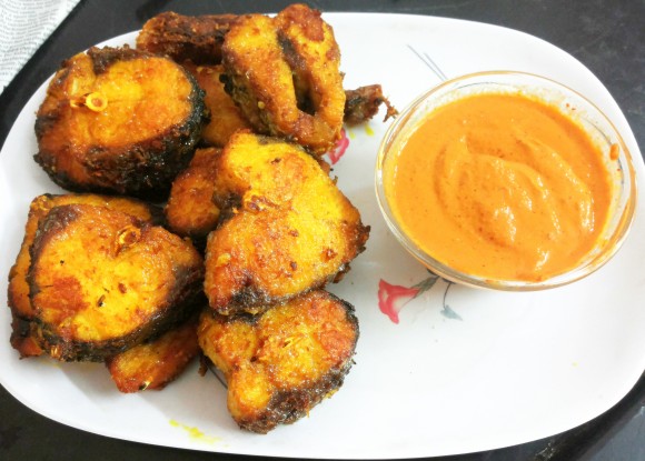 fry fish with curry paste