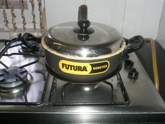 Cook this biryani in this process for 40-50 minutes. (Dum) 