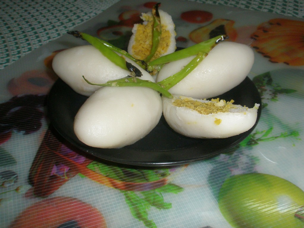 Pittha (rice roll or traditional Bihari dumpling)