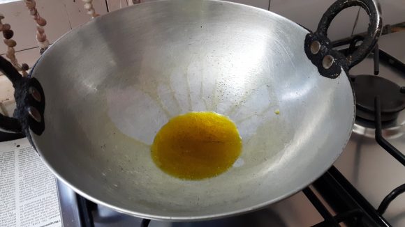 Put oil 