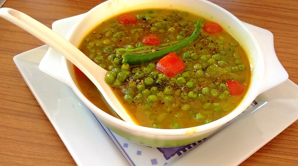 fresh green peas