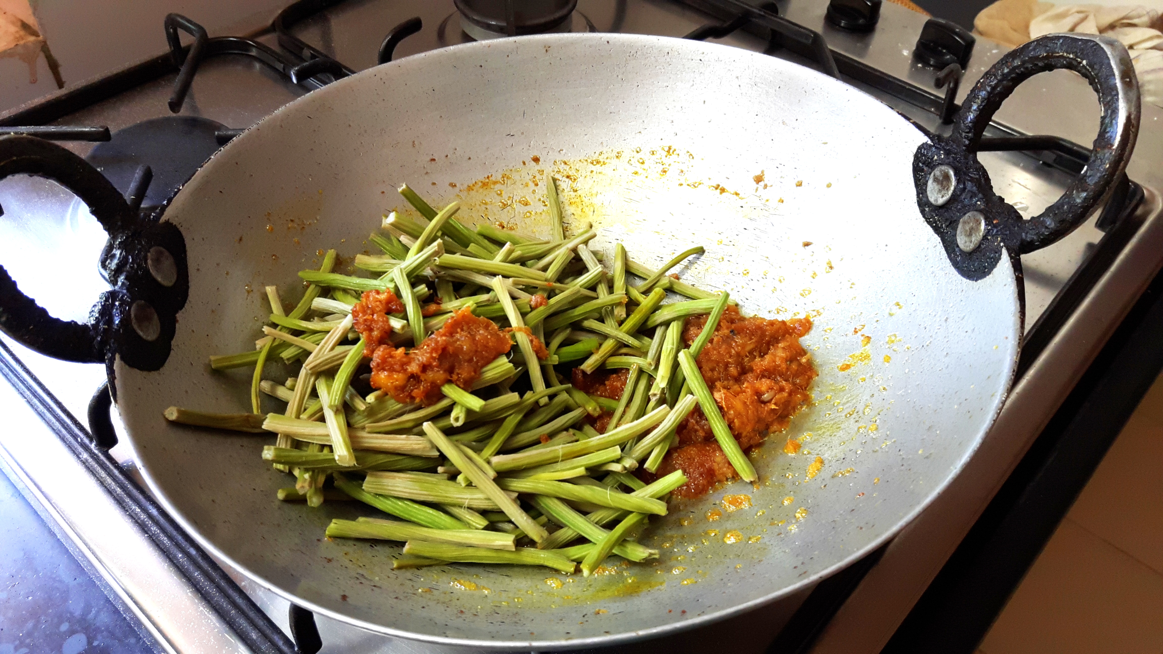 Add dry drumstick