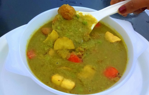 Green peas curry (godila / nimona)