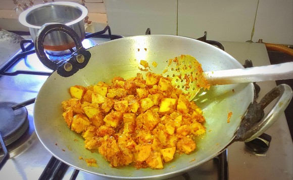 frying vegetables