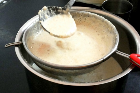 Strain the pulp with fine strainer