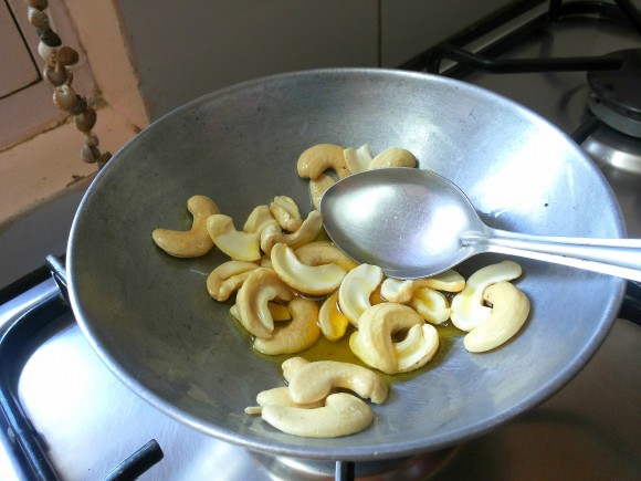 fry cashew nut 