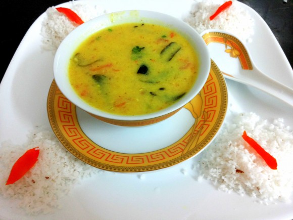 Moong dal with coconut milk (moong dal soup)