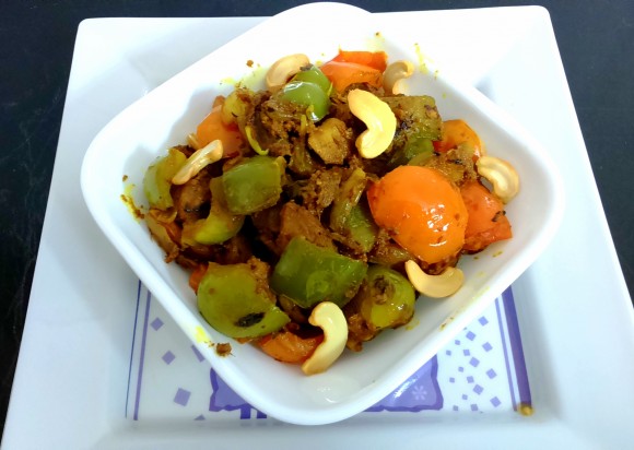 Dry Capsicum potato (shimla mirch and aaloo)