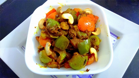 Dry Capsicum potato (shimla mirch and aaloo)