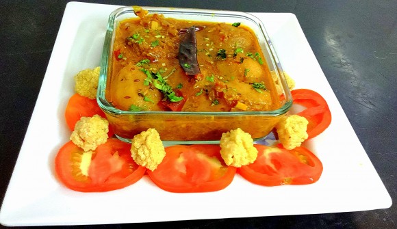 Aaloo (potato) stew