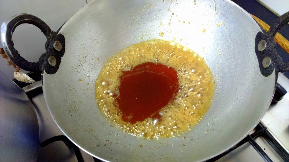 making jaggery syrup