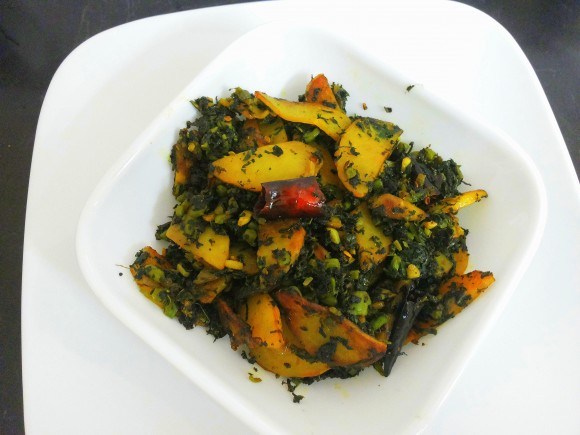 Aaloo (potato) Chaulai (amaranth) saag ka bhujia
