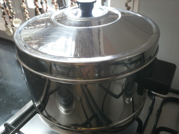 Steaming the modak 