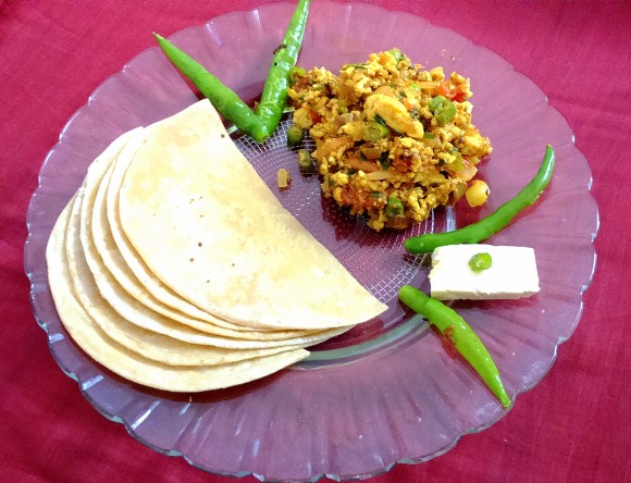 Paneer (cottage cheese) bhurji