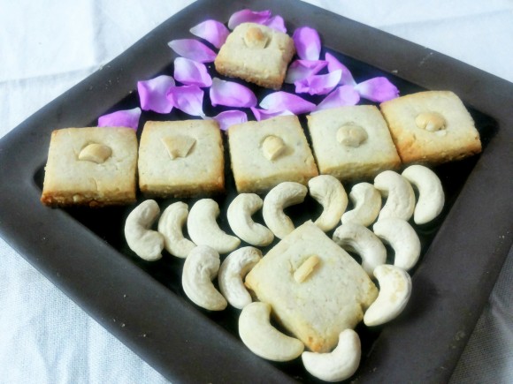Kaju (cashew nut) cookie/biscuit