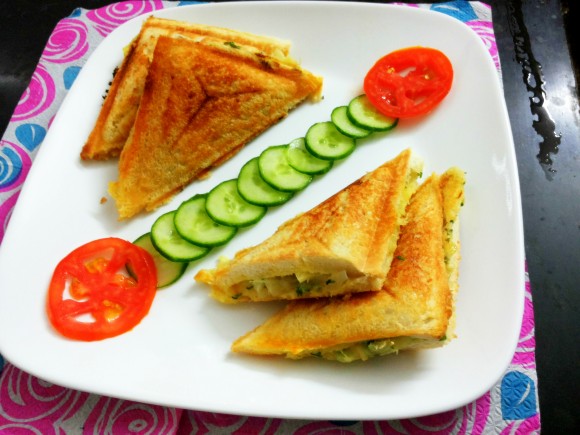 Tapioca (cassava root) sandwich