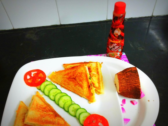 Tapioca (cassava root) sandwich