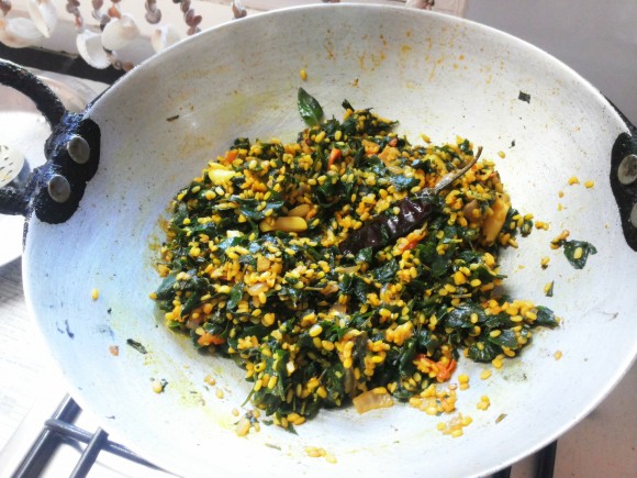 Poonnangani and mung dal