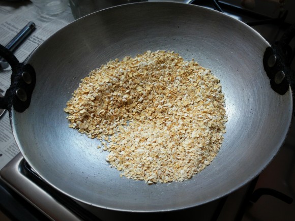 Dry roast oats 