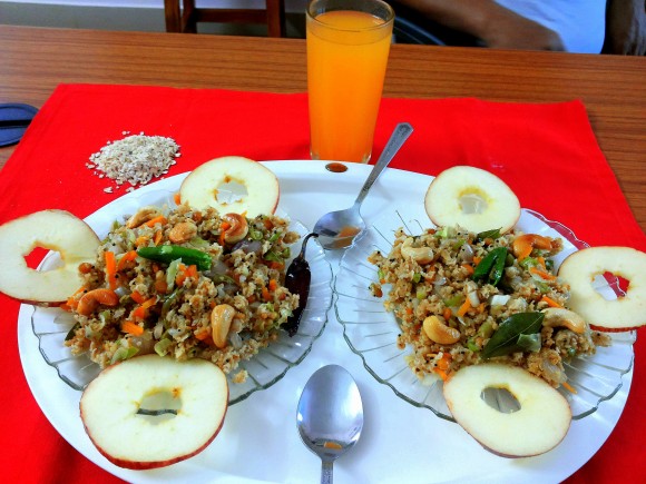 Vegetables oats upma