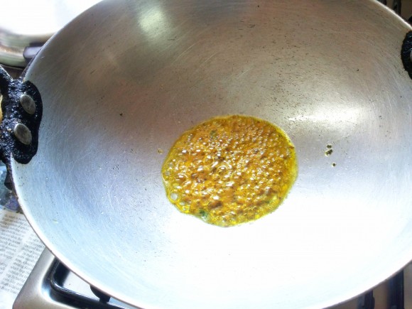 Add chopped garlic, green chili, and ginger