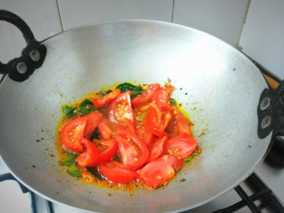 add chopped tomatoes