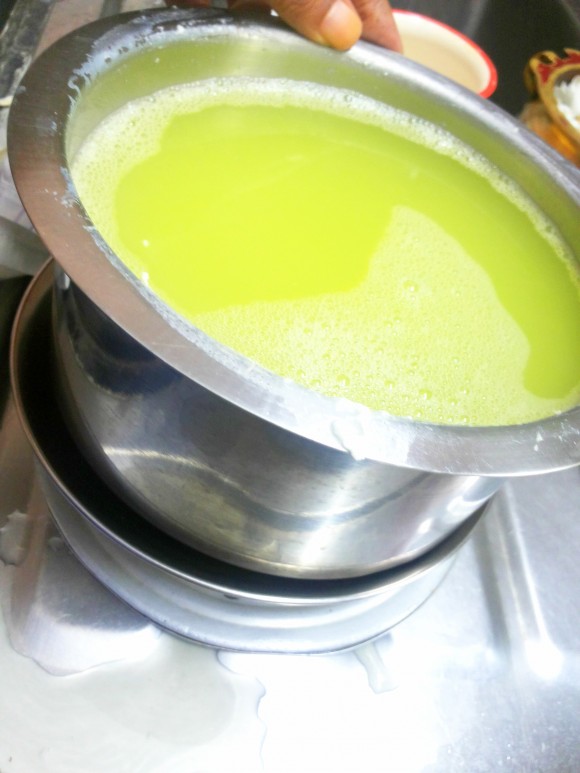put strain water bowl at the top of the paneer