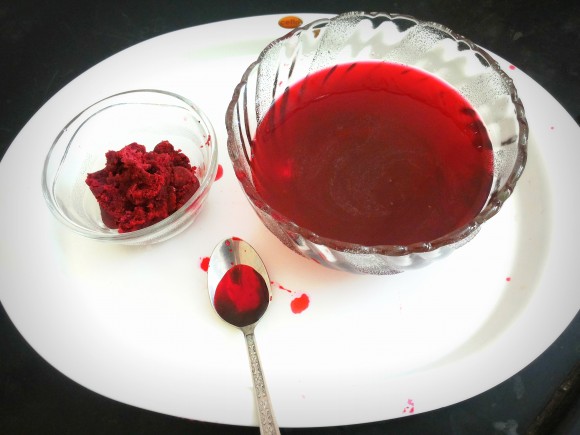 Fresh rose petals juice and residue