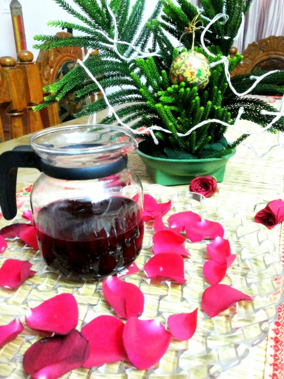 Fresh rose petals syrup (sharwat/drink)