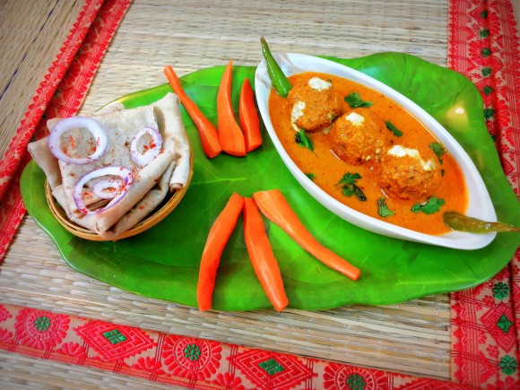 August phool (august flower) kofta curry
