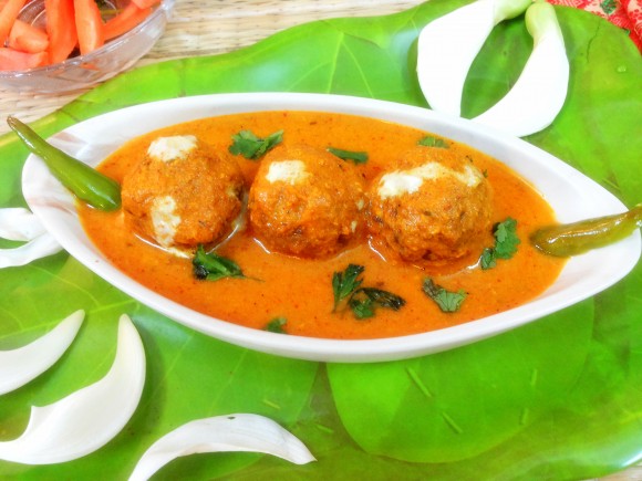 August phool (august flower) kofta curry