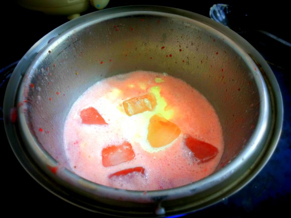 add ice cubes 