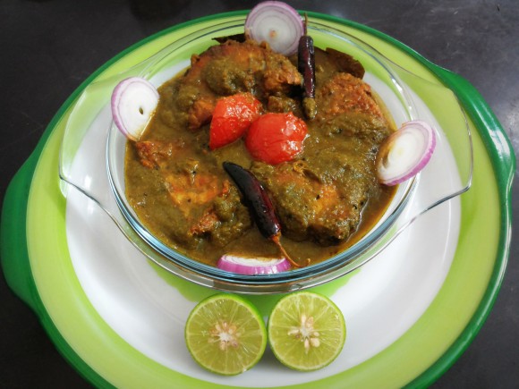 Green fish curry