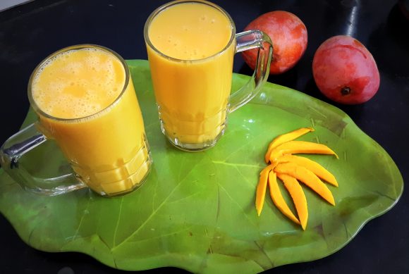 Mango milk shake