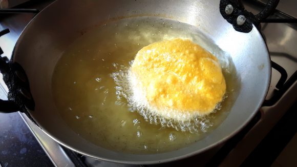 Deep fry the poori 