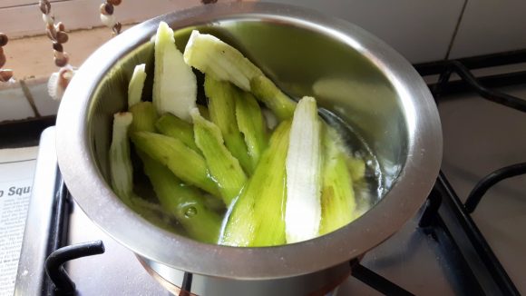 Boil /microwave the skin of raw banana