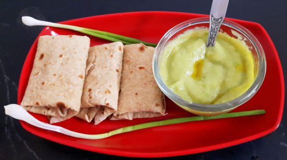 Skin of raw banana chutney (Kele ke chhilke ki chutney)
