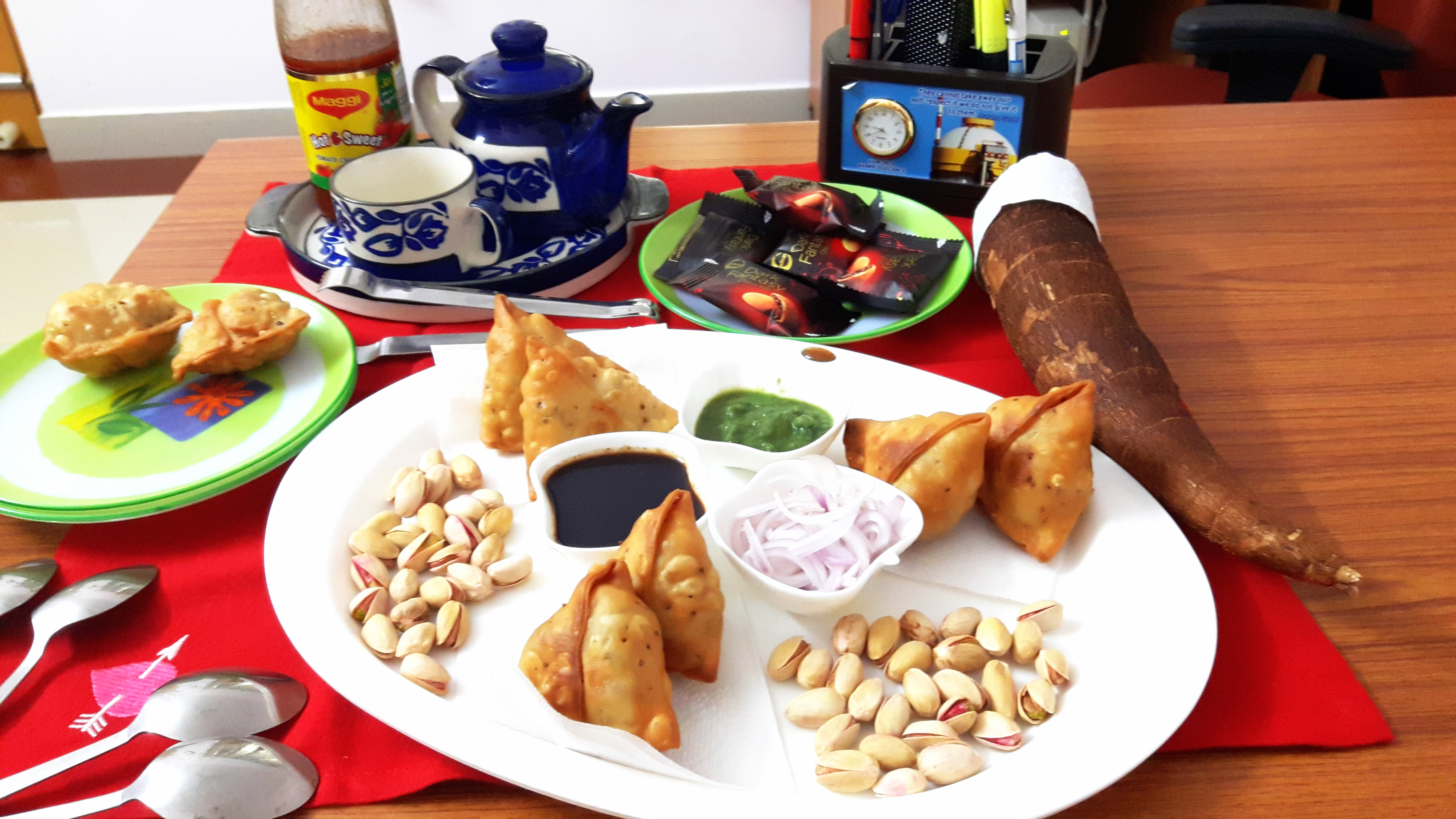 Tapioca (cassava root) samosa