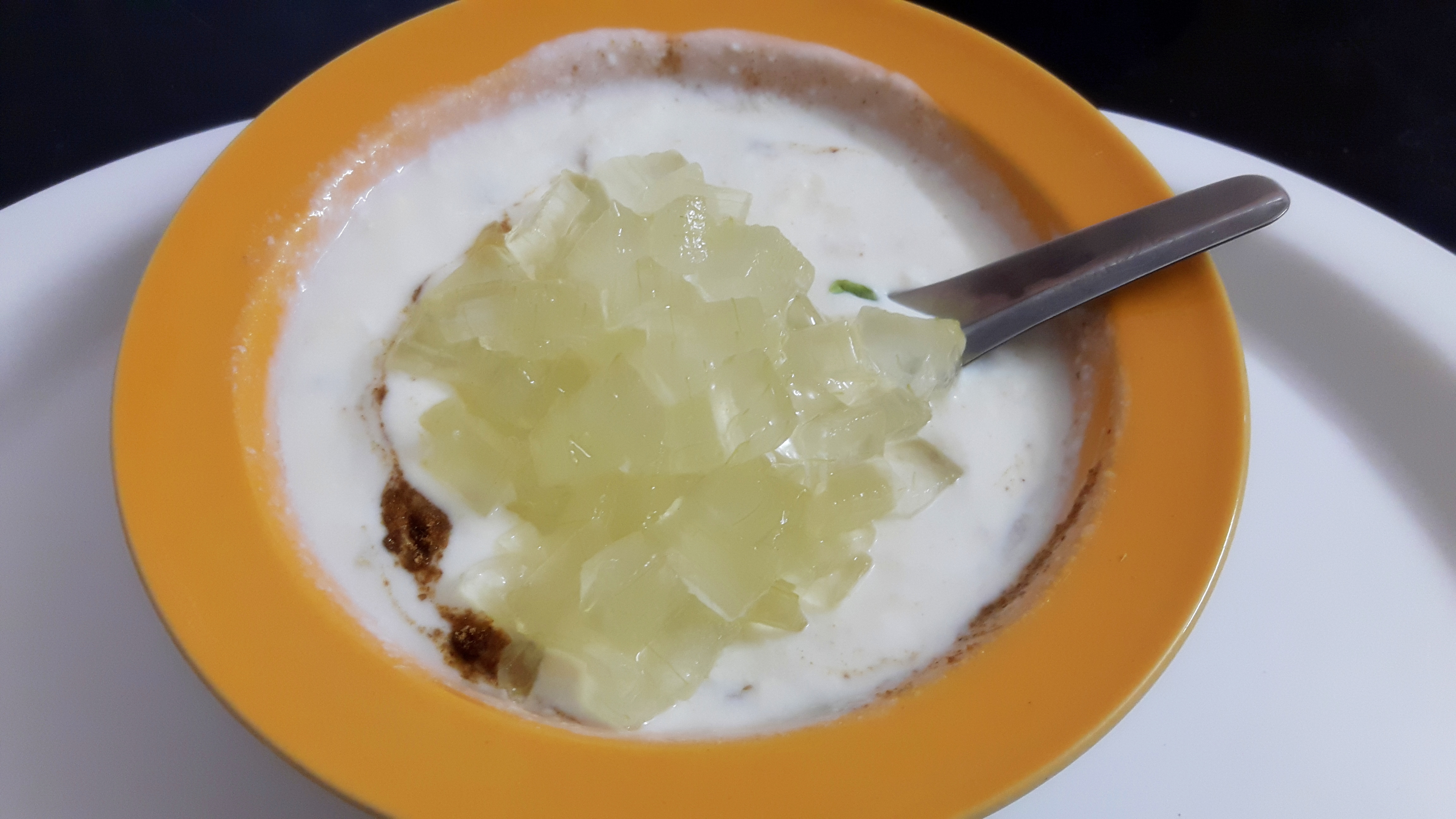Add aloe Vera pieces
