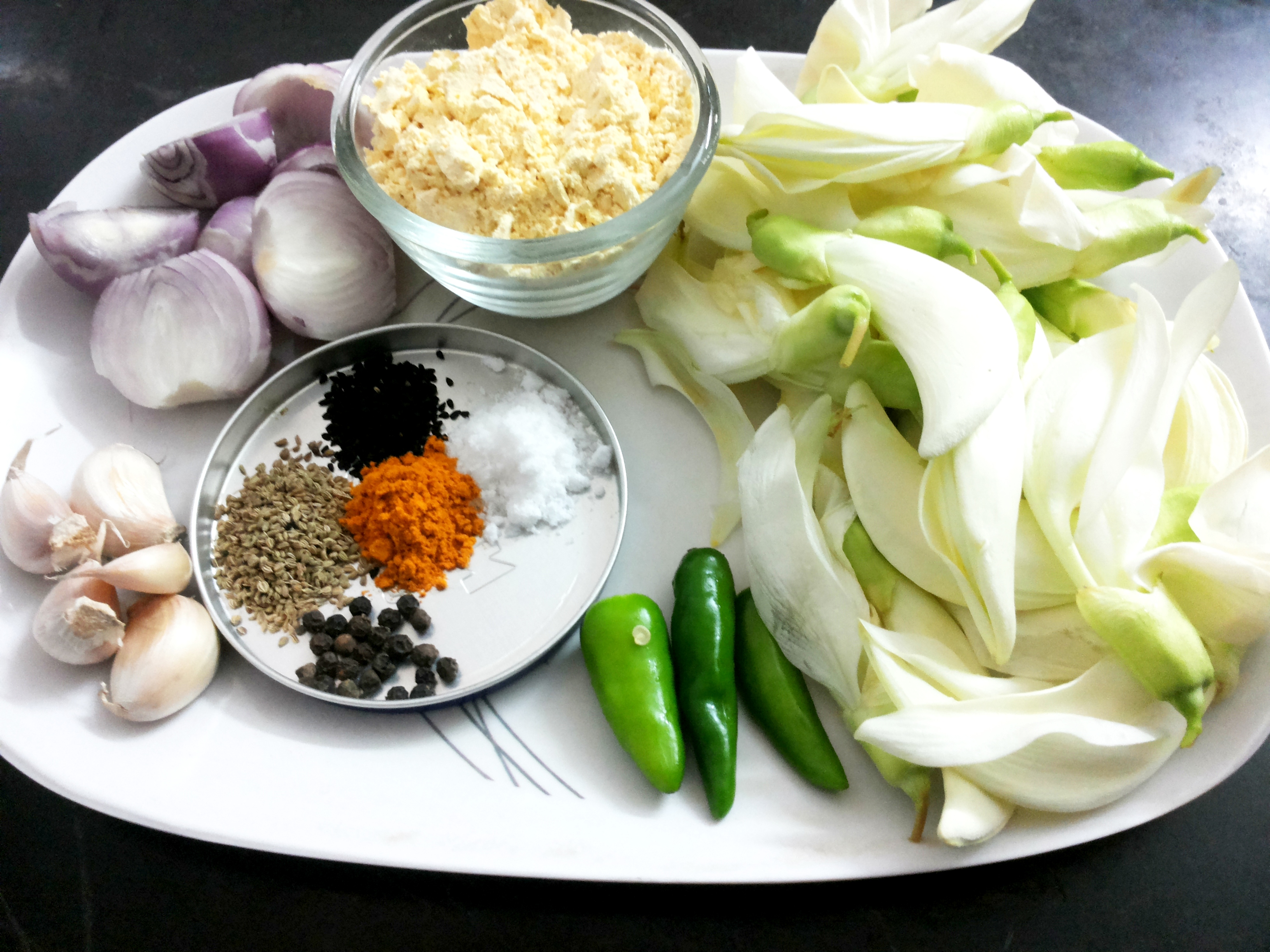 August phool and onion pakoda (fritters) Ingredient