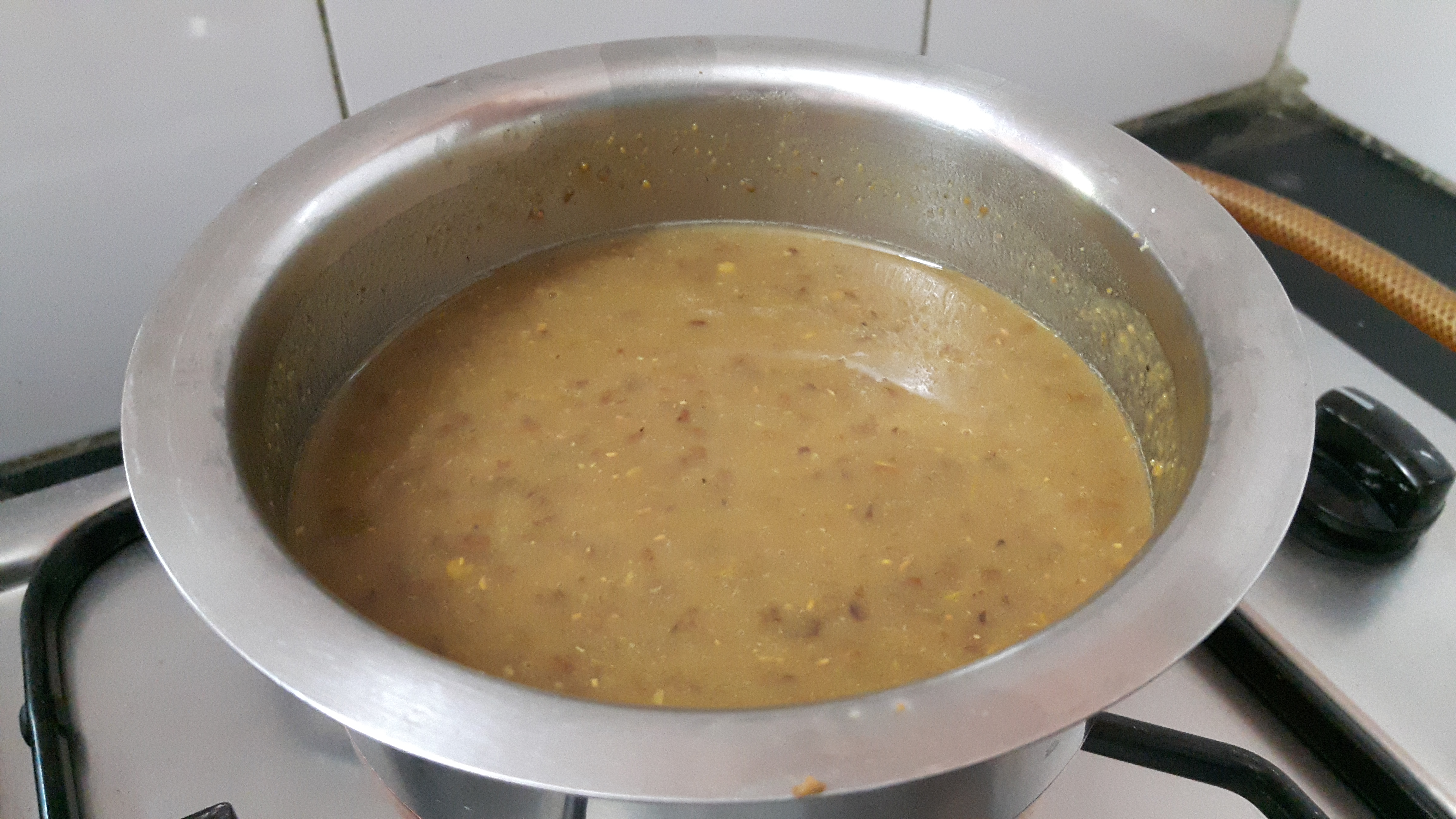 Mix the scanted liquid