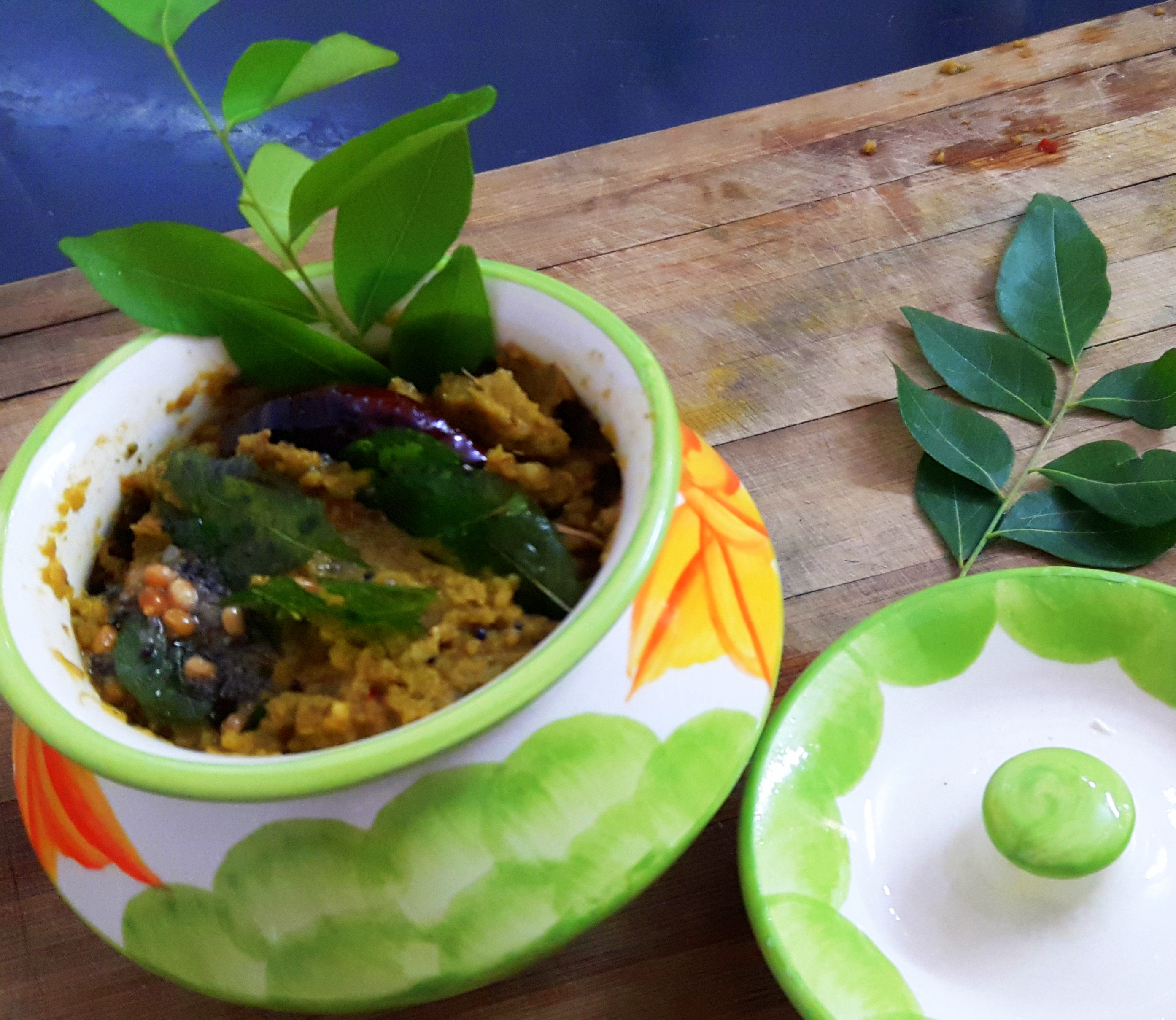 Ridge gourd peel ki chutney (beerakaya/peerkangai chutney)