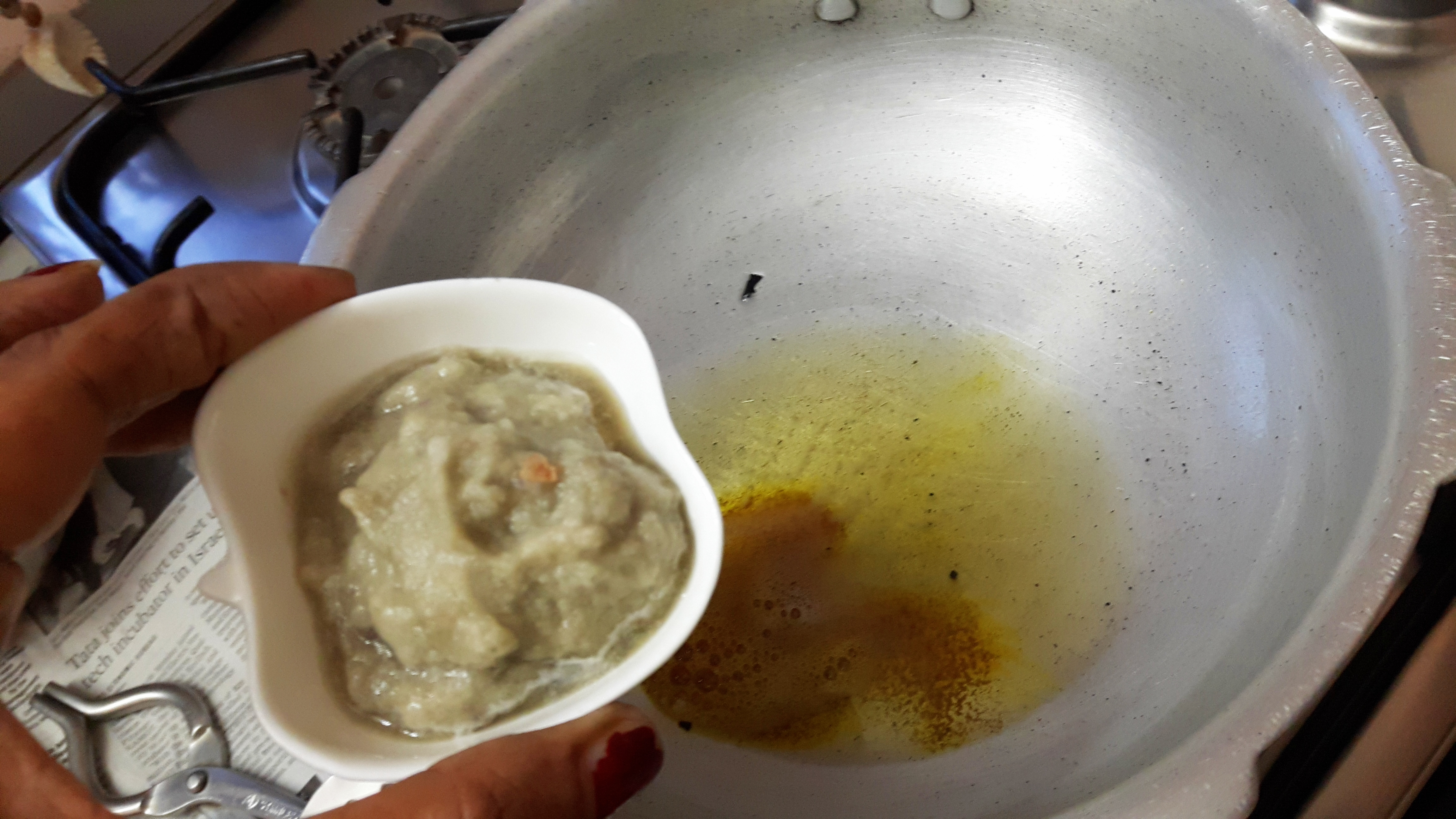 add grinded onion