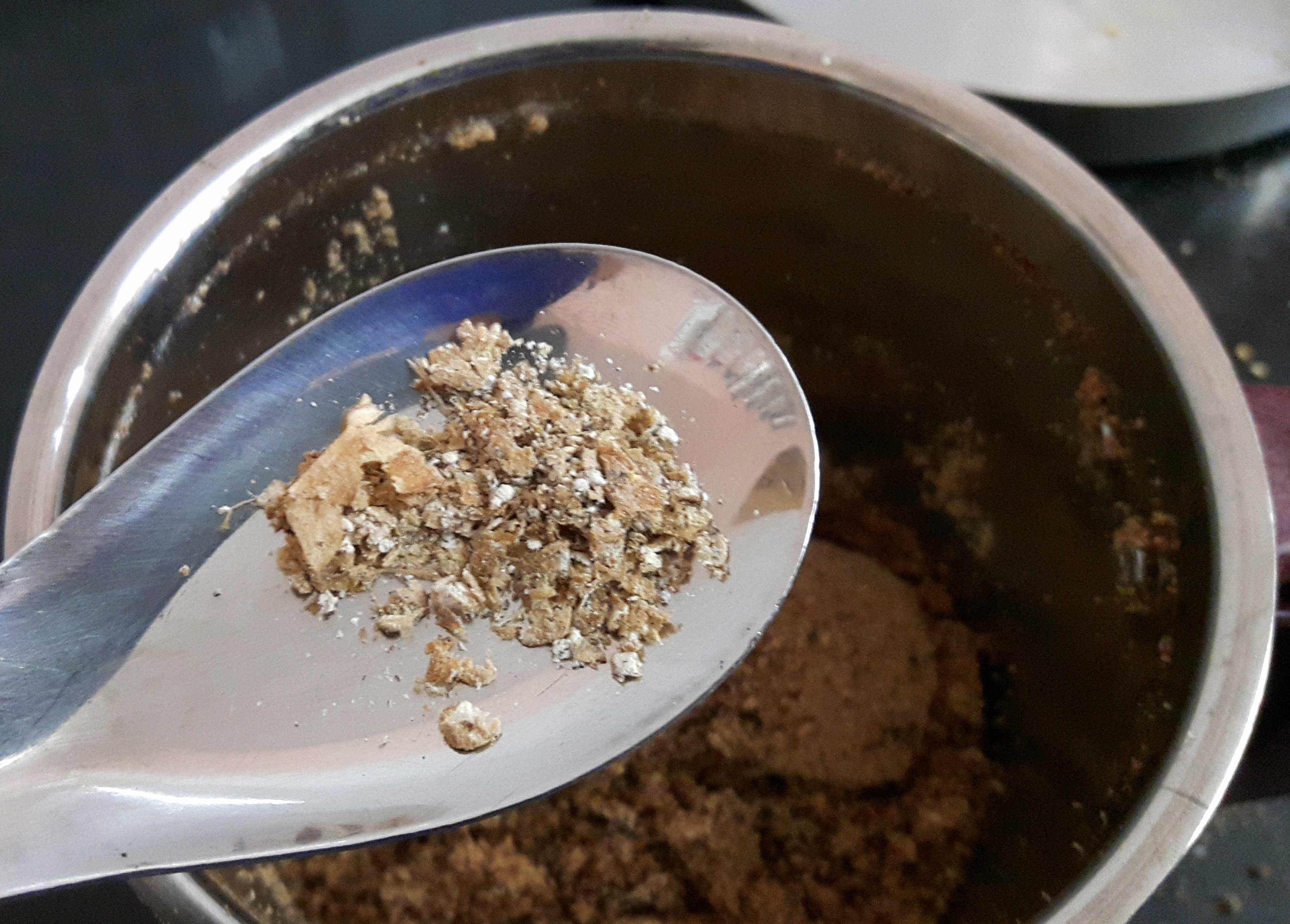 add green cardamom