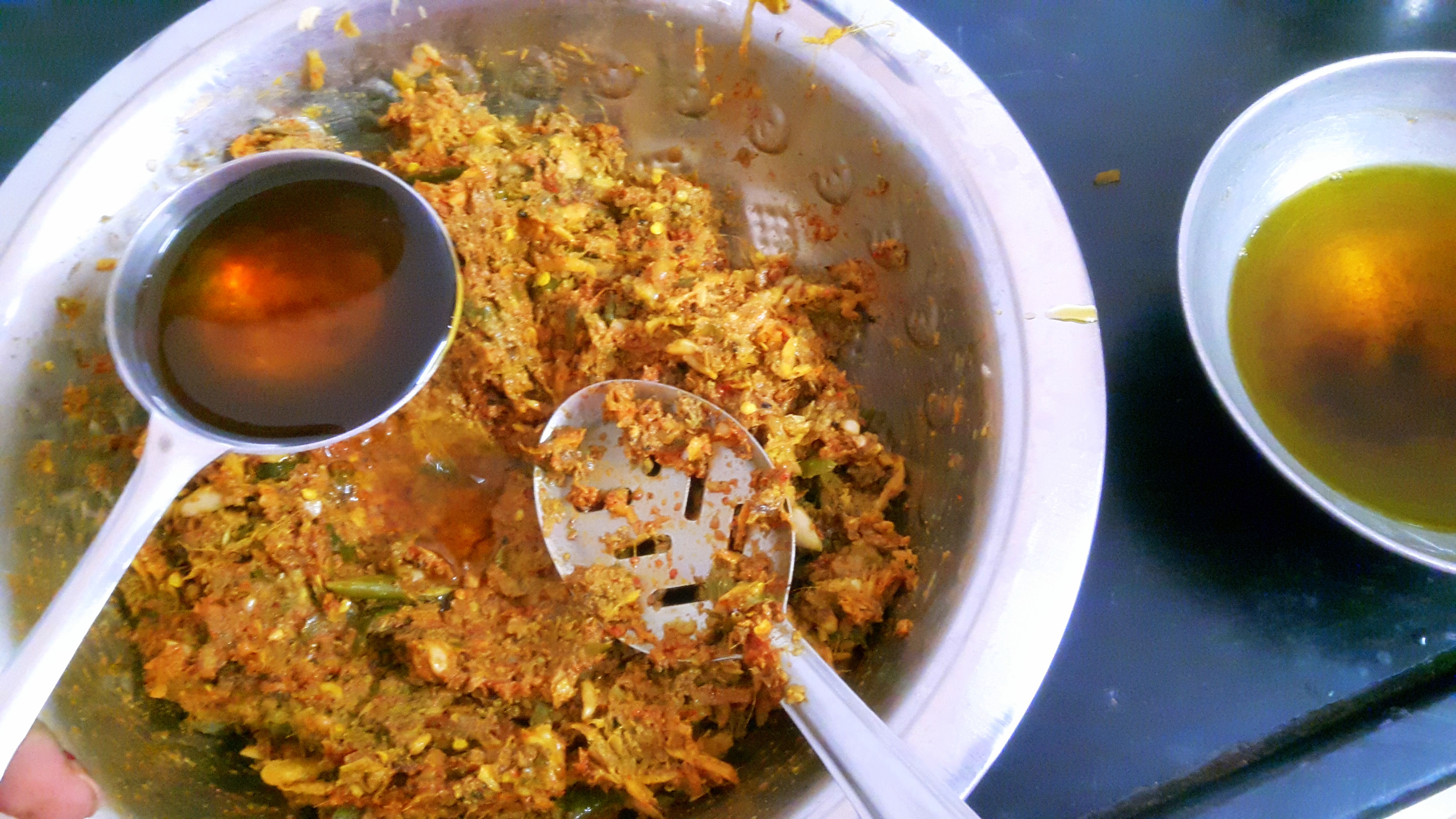 Mix all oil into suran-mix