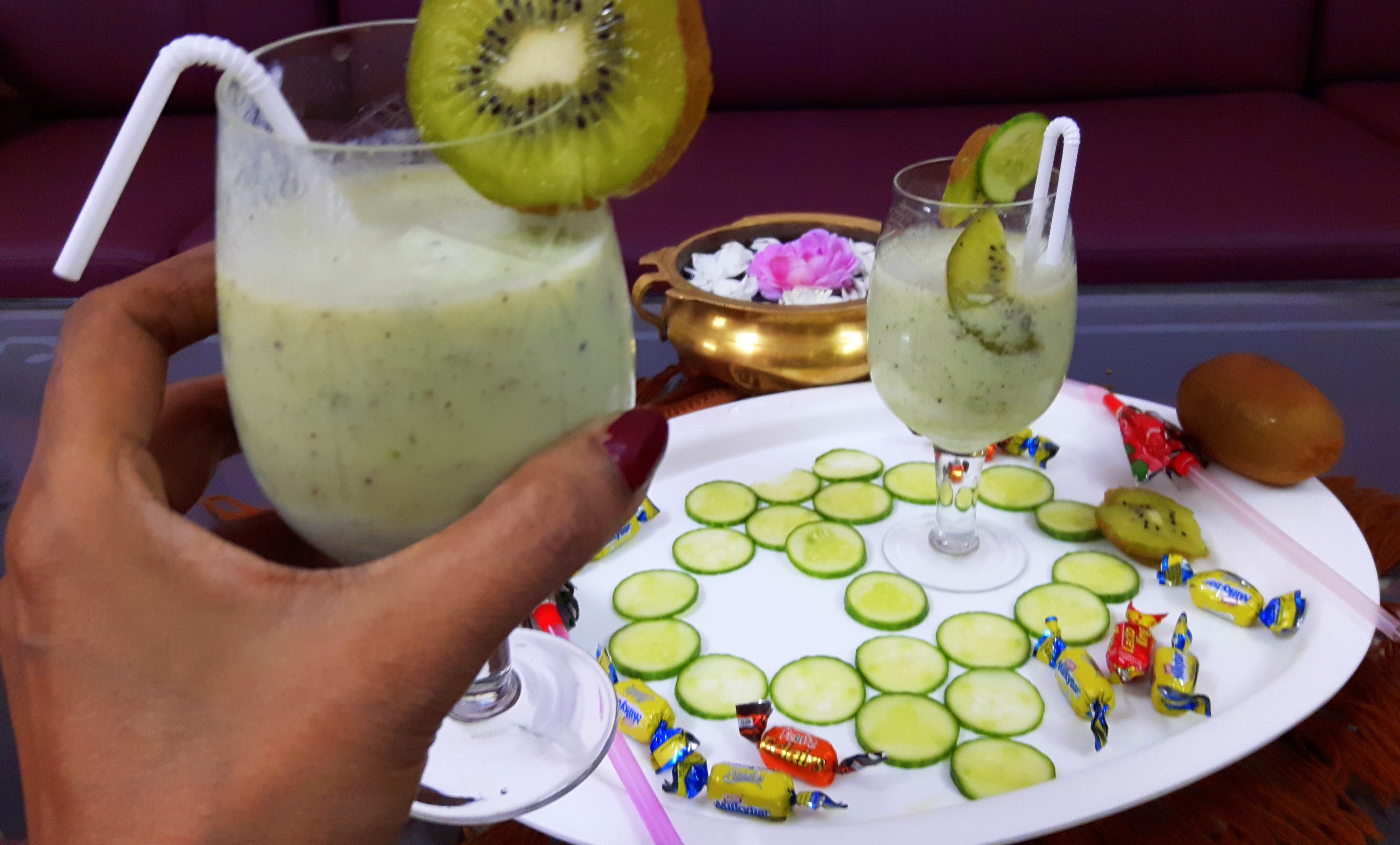 Kiwi cucumber shake