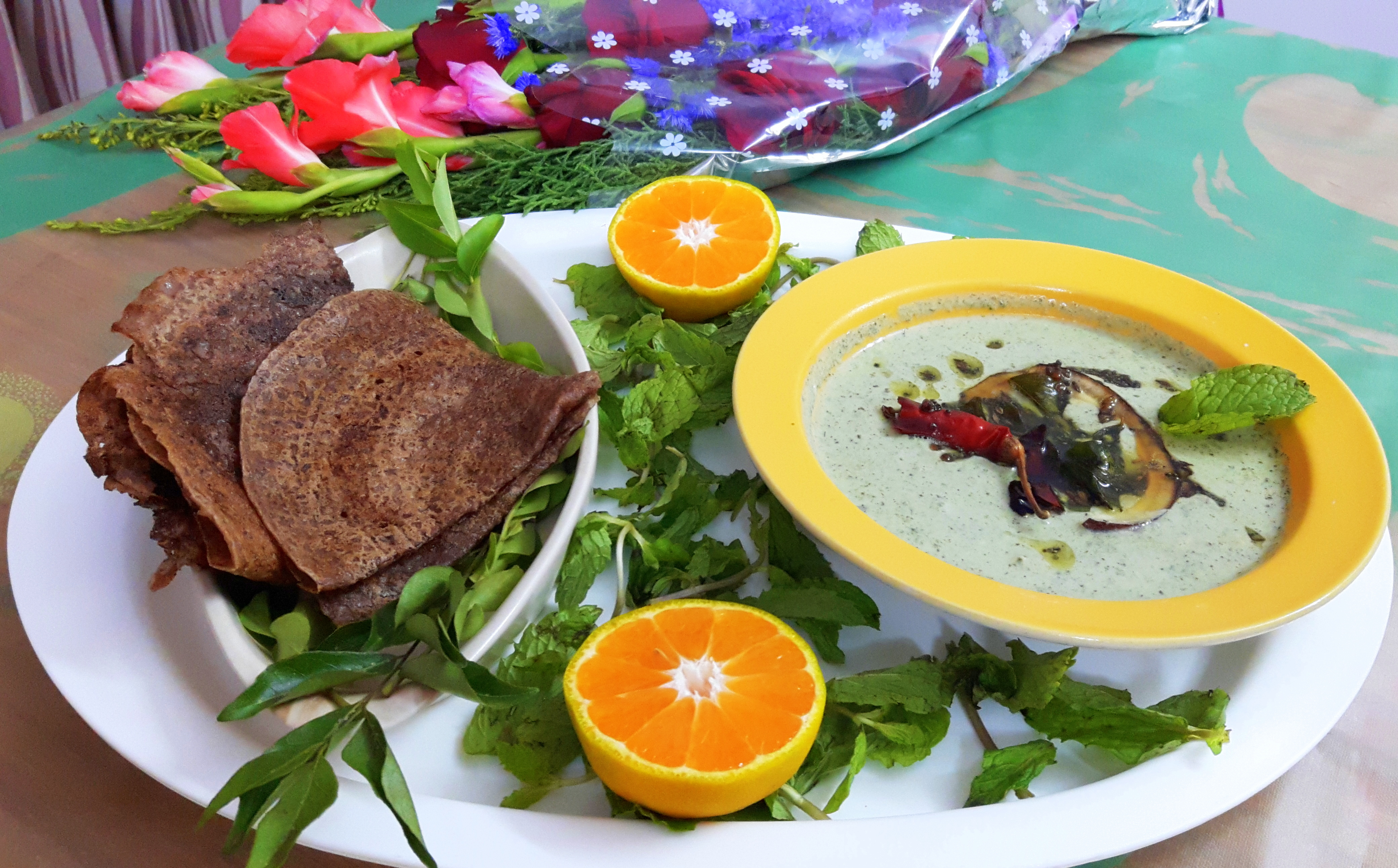 Pudina raita (mint thayir pachadi/pachari)