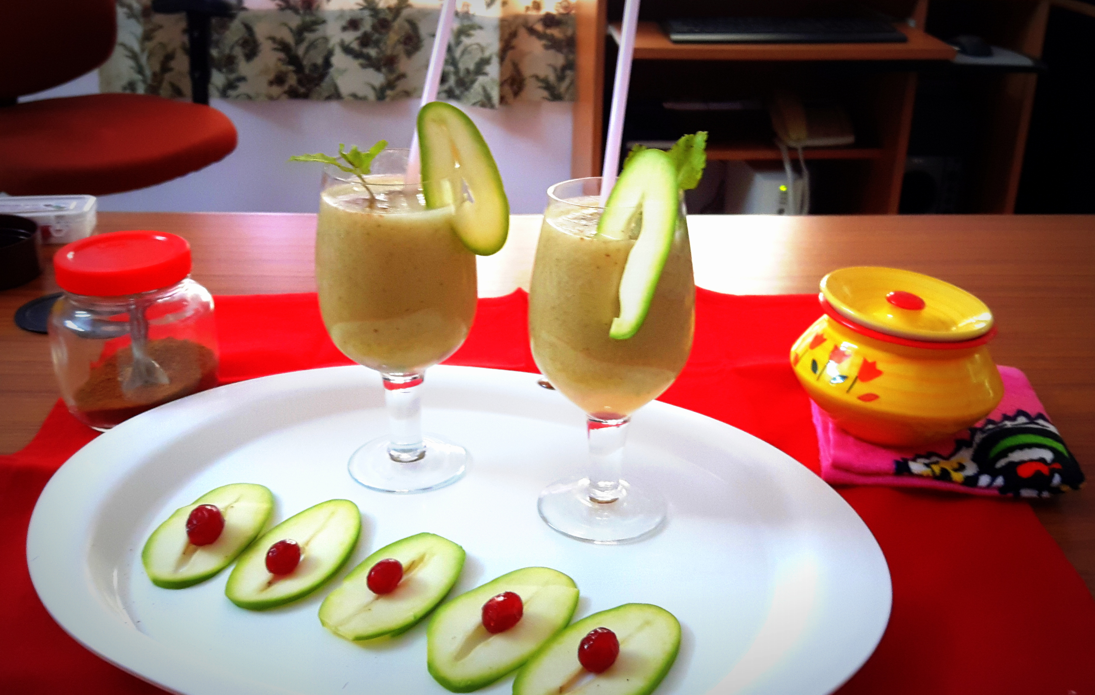 Aam ka panna (raw mango panna/green mango drink)
