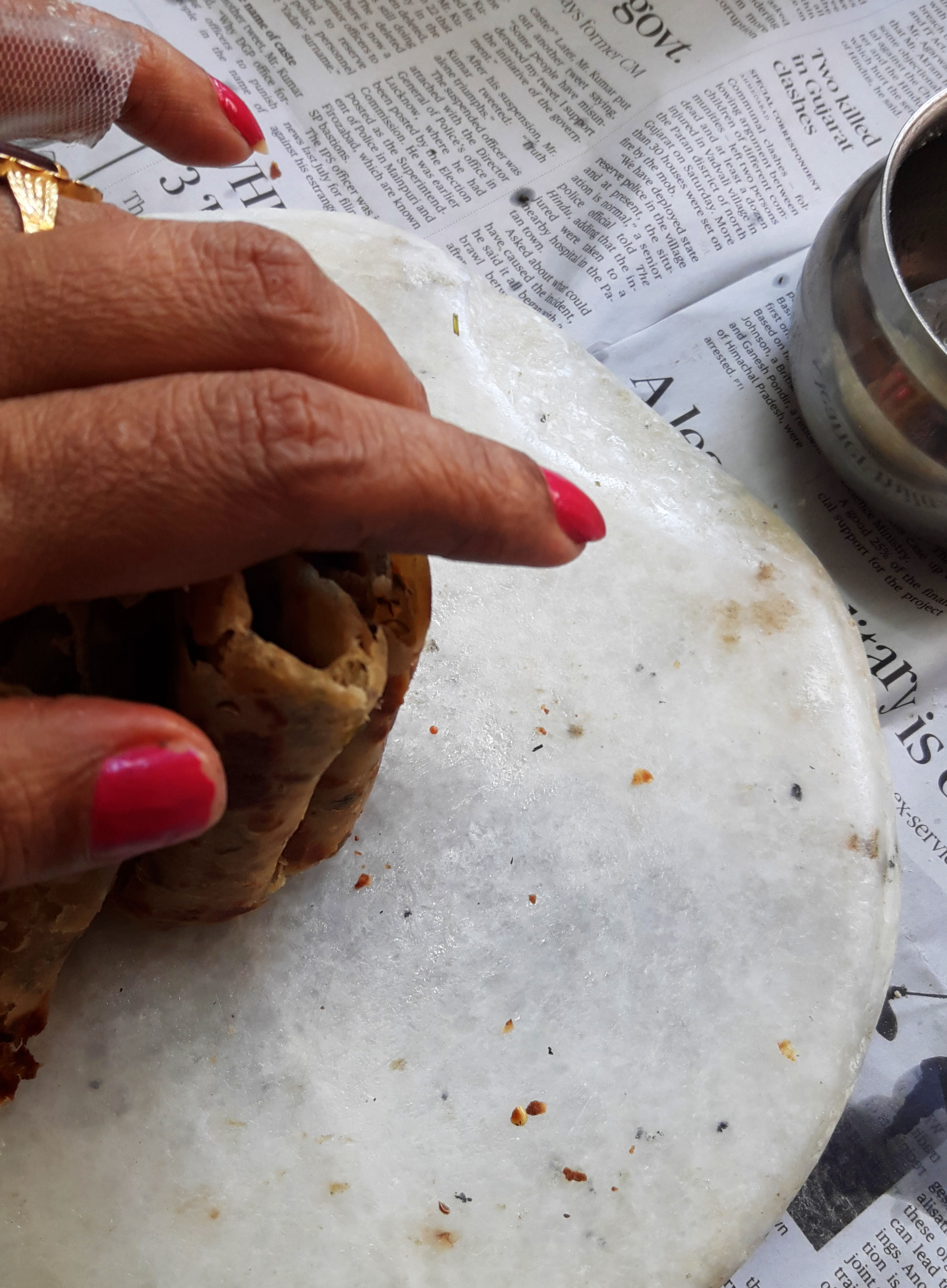 clapping the paratha