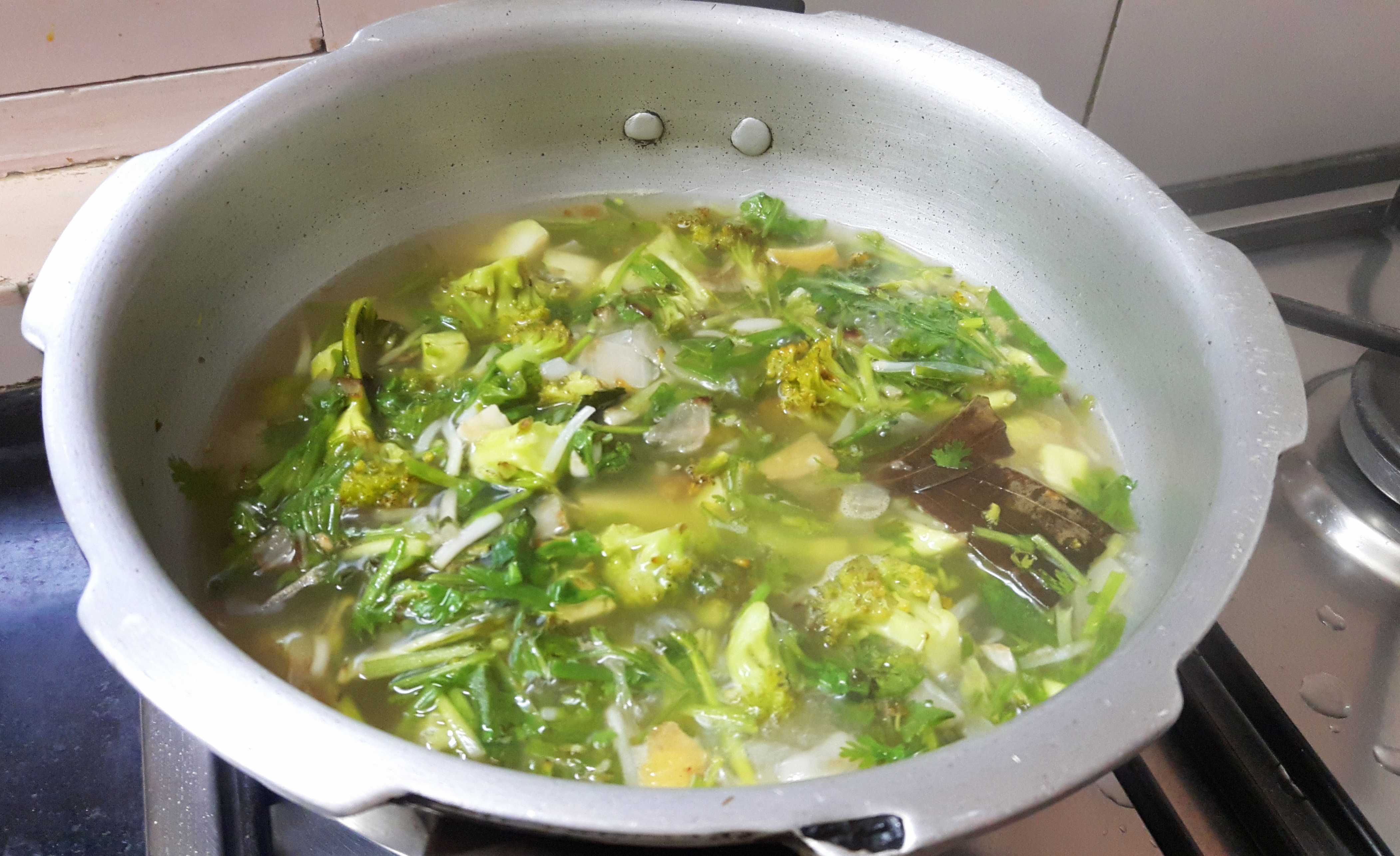 bring it to full cooking pressure